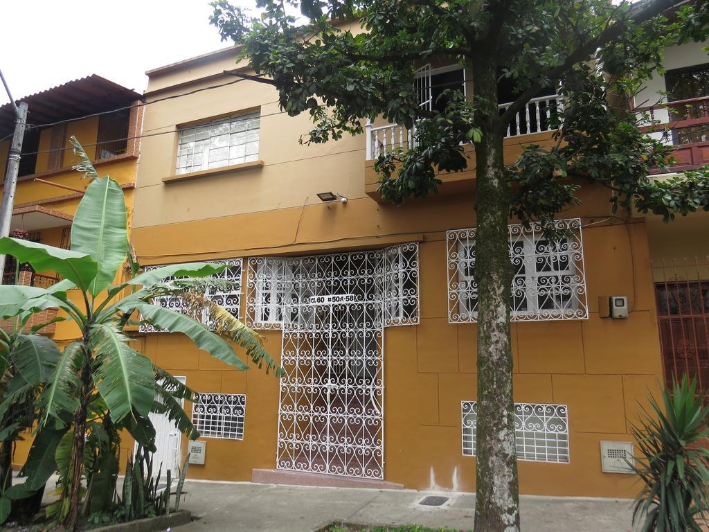 Hostal Casa Prado Medellín Buitenkant foto